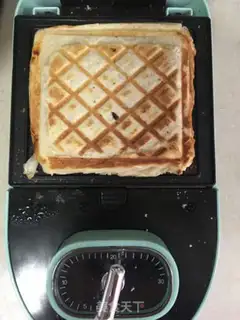 Make Porridge pine toast step 4
