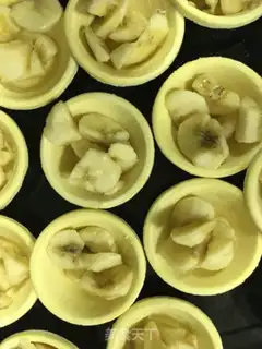 Make Eggskin sesame banana souffle step 2