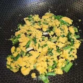 Make Onion eggs fried scallops step 2