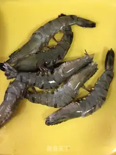 Make Curry potatoes, black tiger shrimp step 1