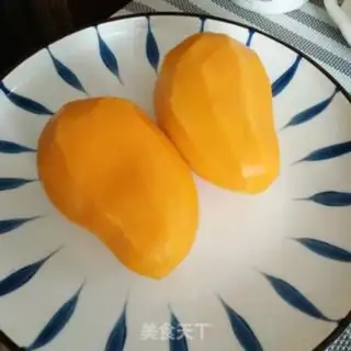 Make Milk mango shake step 1