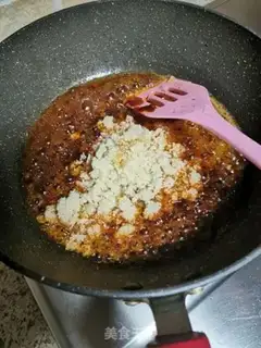 Make A garlic fan with a shrimp back step 7