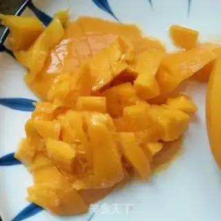 Make Milk mango shake step 2