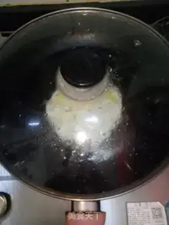 Make Fried eggs step 3