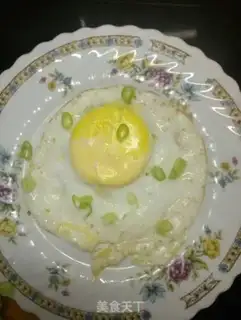 Make Fried eggs step 5
