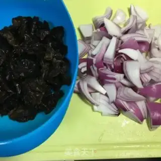 Make The onions are fried step 0
