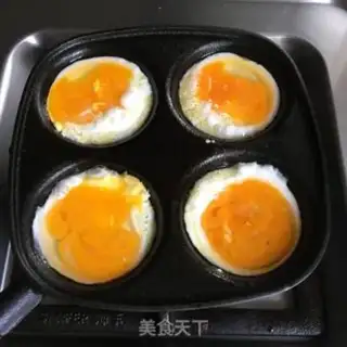 Make Eggburger step 5