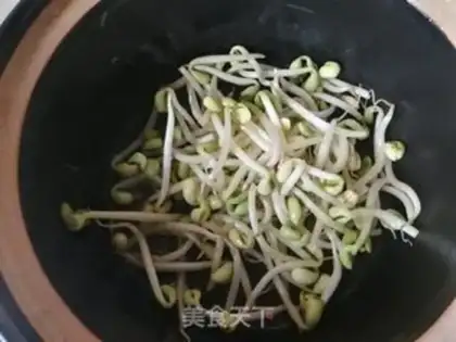 Make Spicy tart seaweed soup step 4