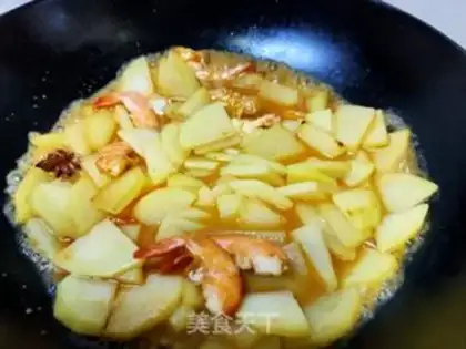 Make Potato crayfish step 9