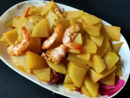Make Potato crayfish step 12