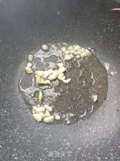 Make Garlic cabbage step 0
