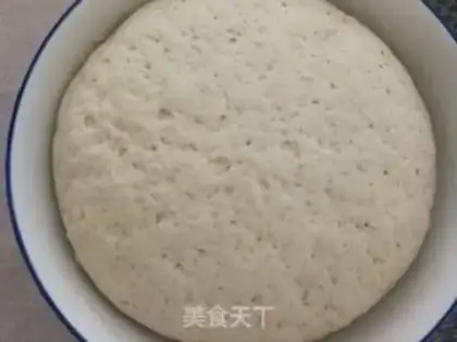 Make Cream-crumbed egg powder bag step 16