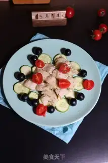 Make Cucumber saloon salad step 0