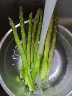 Make Spicy spicy beaks step 1