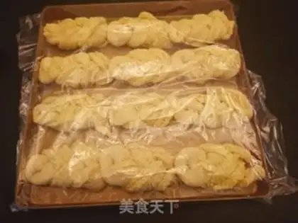 Make Coconut milk bun step 13