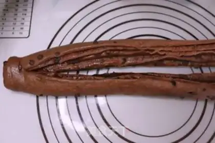 Make Chocolate toast in snow step 12