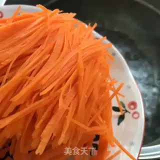 Make A brown carrot with potatoes step 3