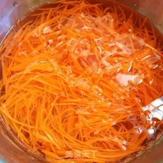 Make A brown carrot with potatoes step 4