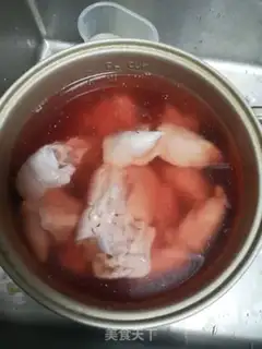 Make Red burning pig hoof step 0