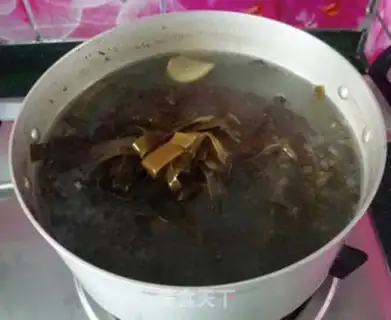 Make Sea belt bone soup step 8