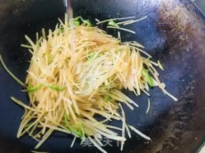 Make Spicy potatoes step 7
