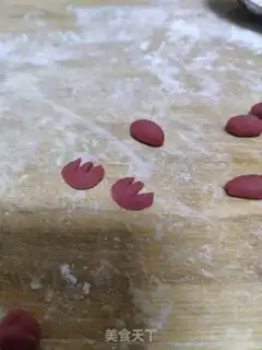Make Little chicken bean bun step 13