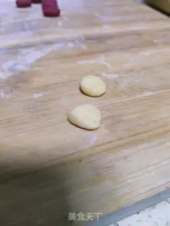 Make Little chicken bean bun step 14