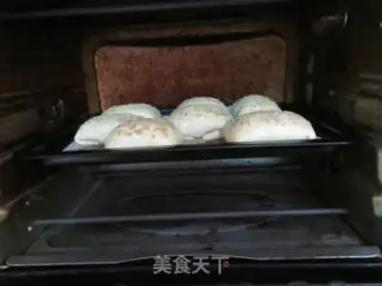 Make Onions roast buns step 21