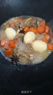 Make The meat and eggs are stewed step 8