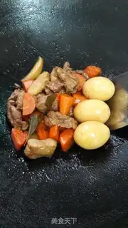 Make The meat and eggs are stewed step 9