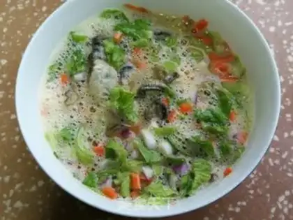 Make Vegetable oyster fried eggs step 2