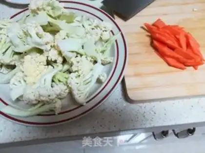 Make Onion cheese step 1