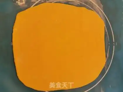 Make Double-coloured buns step 1