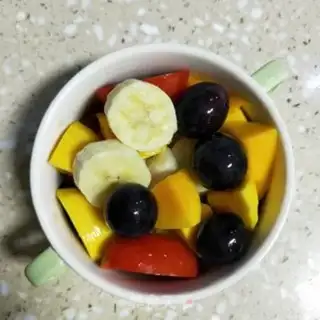 Make Yogurt and fruit step 2