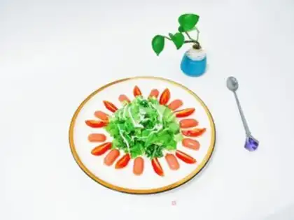 Make Sausage vegetable salad step 0