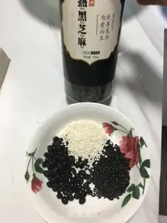 Make Black bean sesame rice step 0