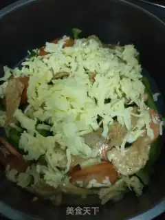 Make A simple barbecue pizza step 6