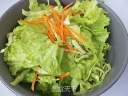 Make Chicken silk field vegetable salad step 2