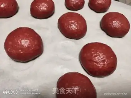 Make Red almond bread step 5