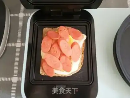 Make Ham cheese sandwich step 2