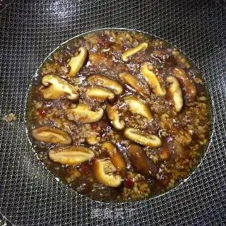 Make Pepper mushroom noodles step 3