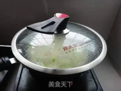 Make Seameat melon soup step 9