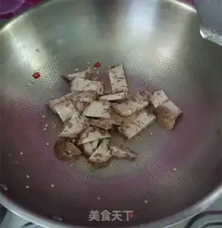 Make Pig bloodballs burning garlic seed step 4