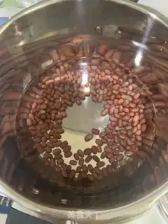 Make Three red rice rice step 1