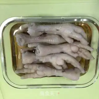 Make Smells like chicken claws step 4