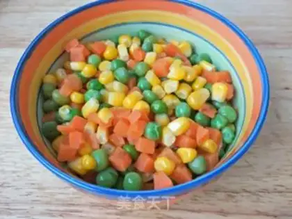 Make Garden vegetable salad step 1