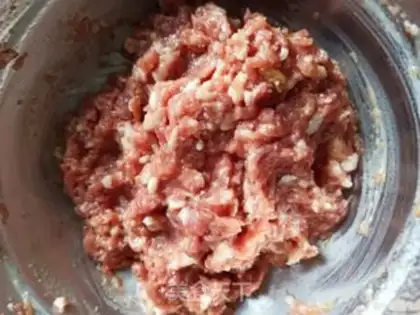 Make Fresh meat buns step 1