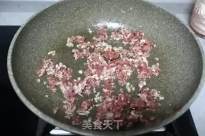 Make Beef egg waffles step 3