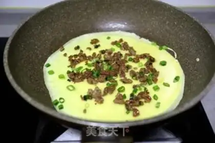 Make Beef egg waffles step 6