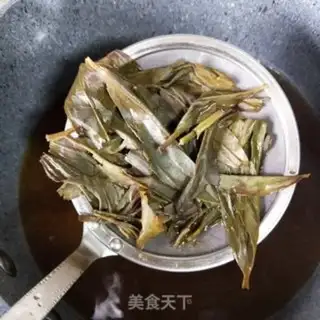 Make A green lemon honey tea freezer step 4